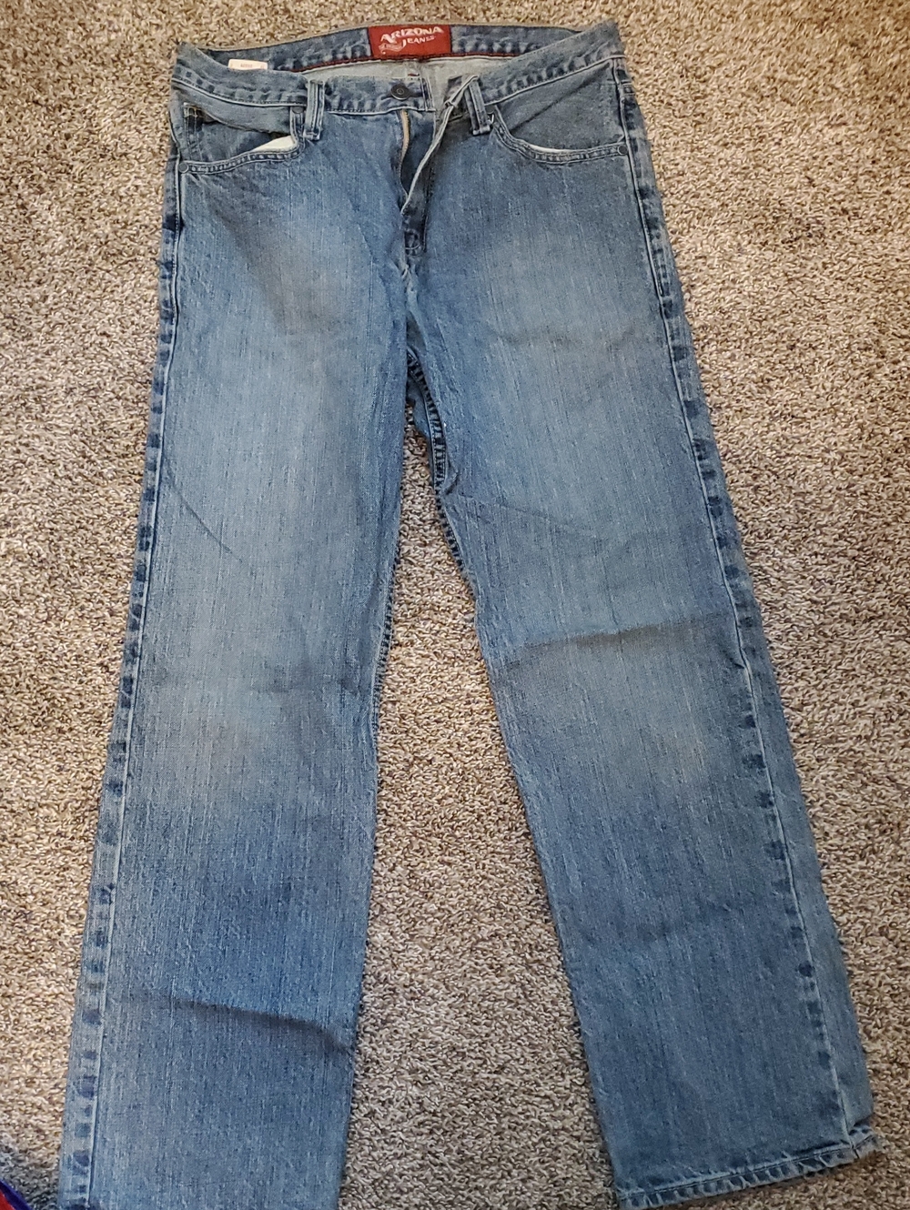 Arizona Jean Company Light Blue Men’s Straight-Leg Jeans